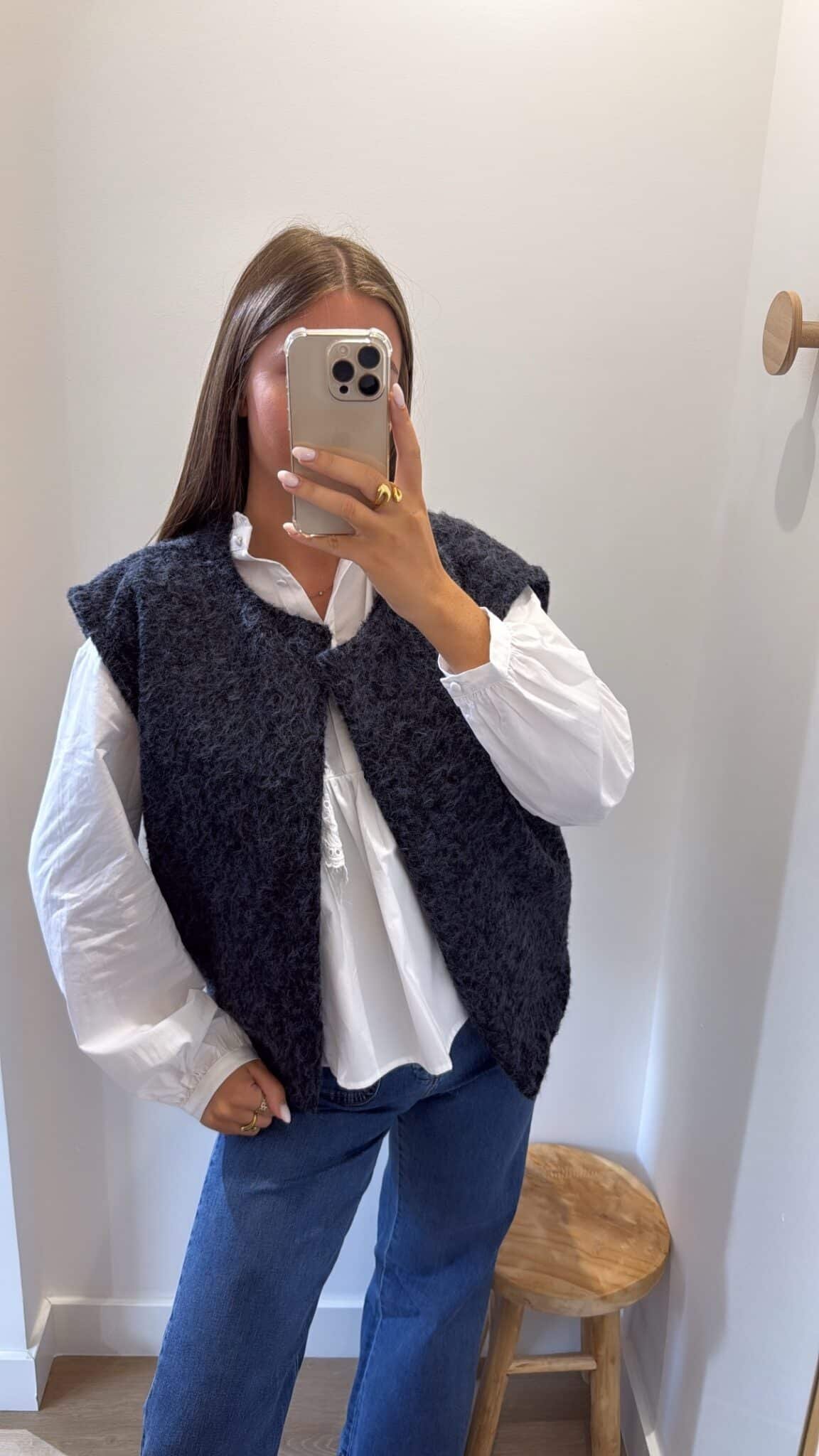 7b05379f-3738-4ff9-9859-bd05db3b6b34-2