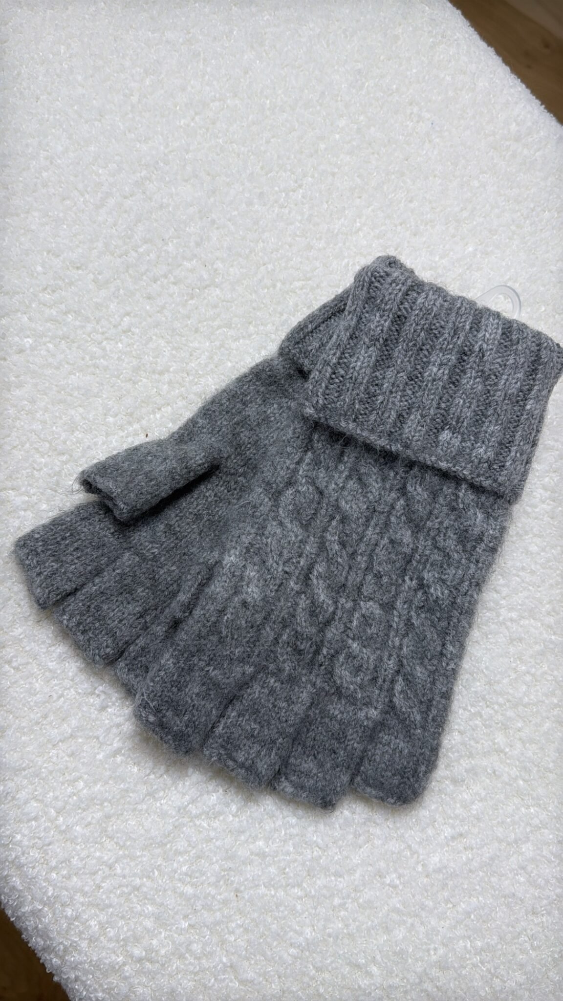 758403b2-e080-479f-bd69-f8828618baf9