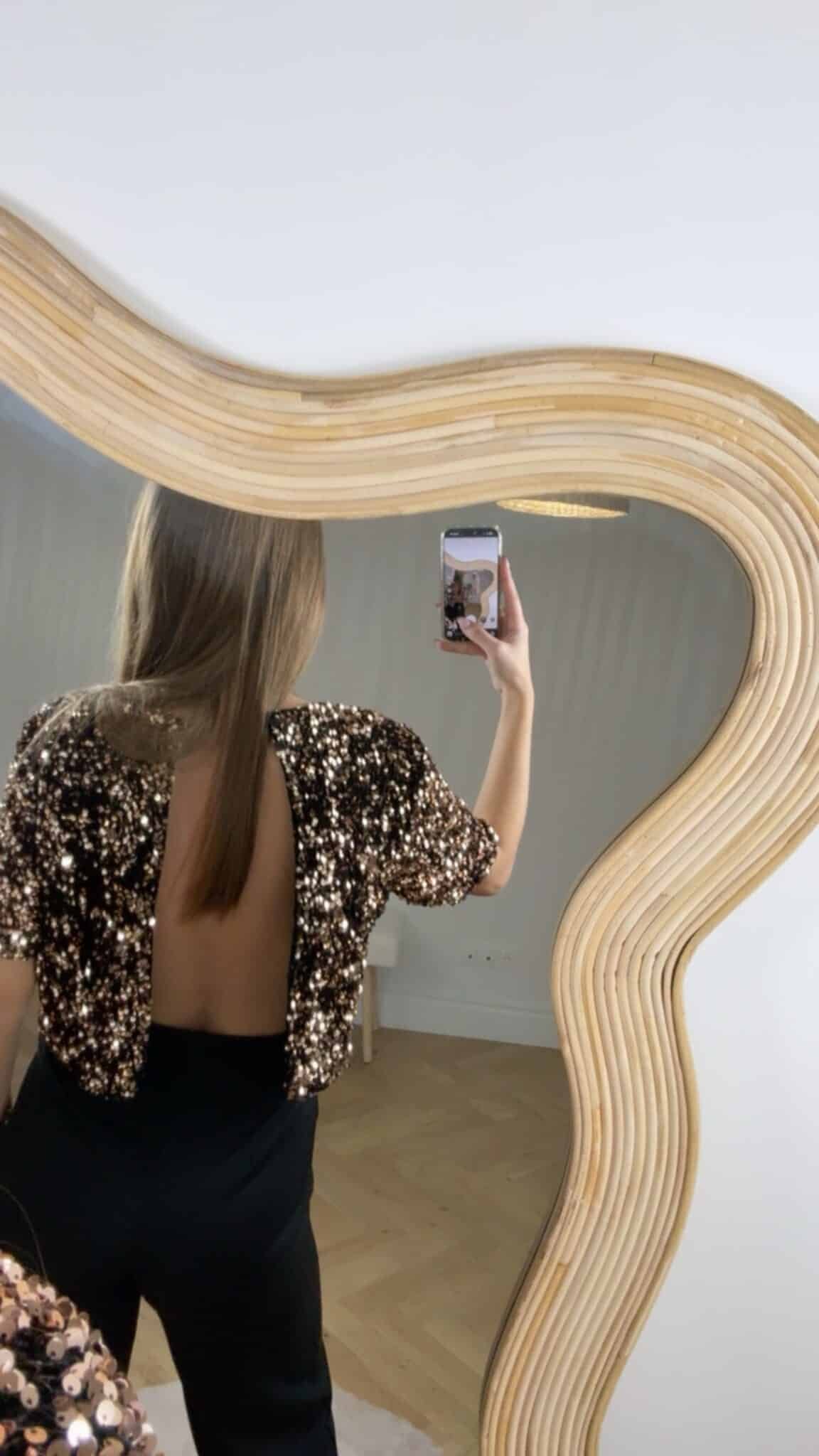 ca58572c-464e-4220-8362-522e83fe6f6c