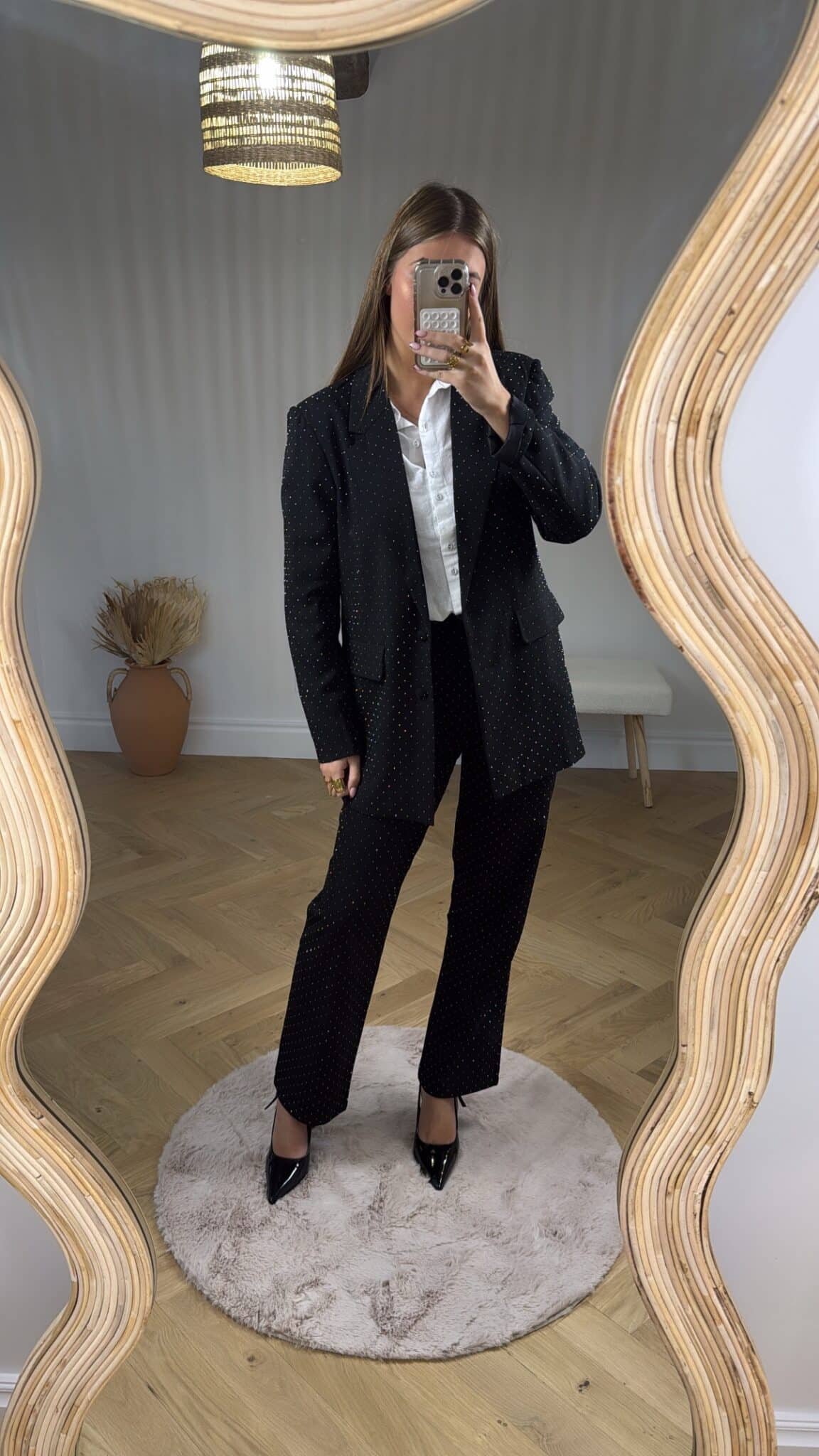 da7b709b-e362-45d3-80c2-550b659a9430-2