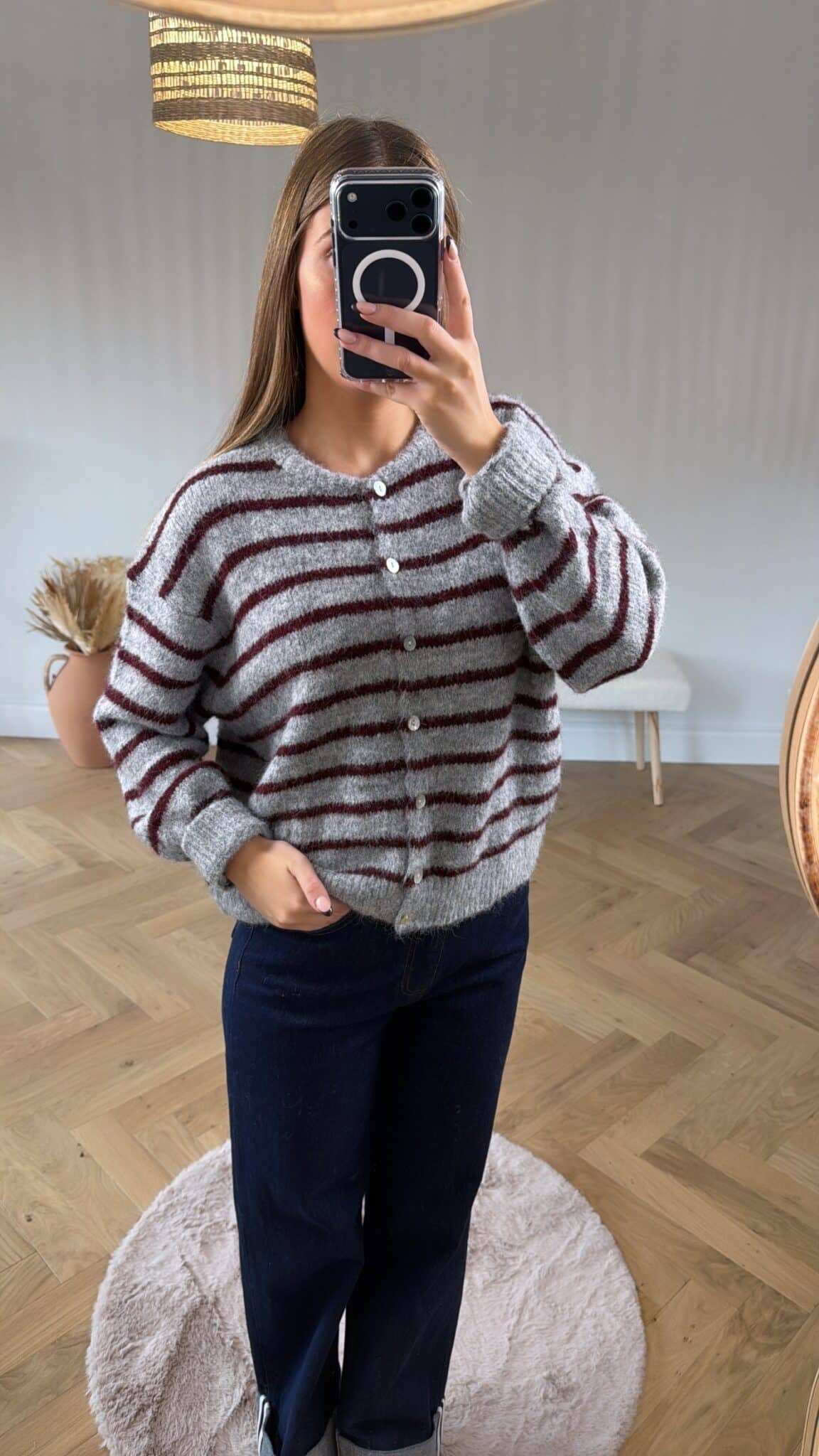 17ddd4f7-822f-4d80-81a4-2c0f88a676b9