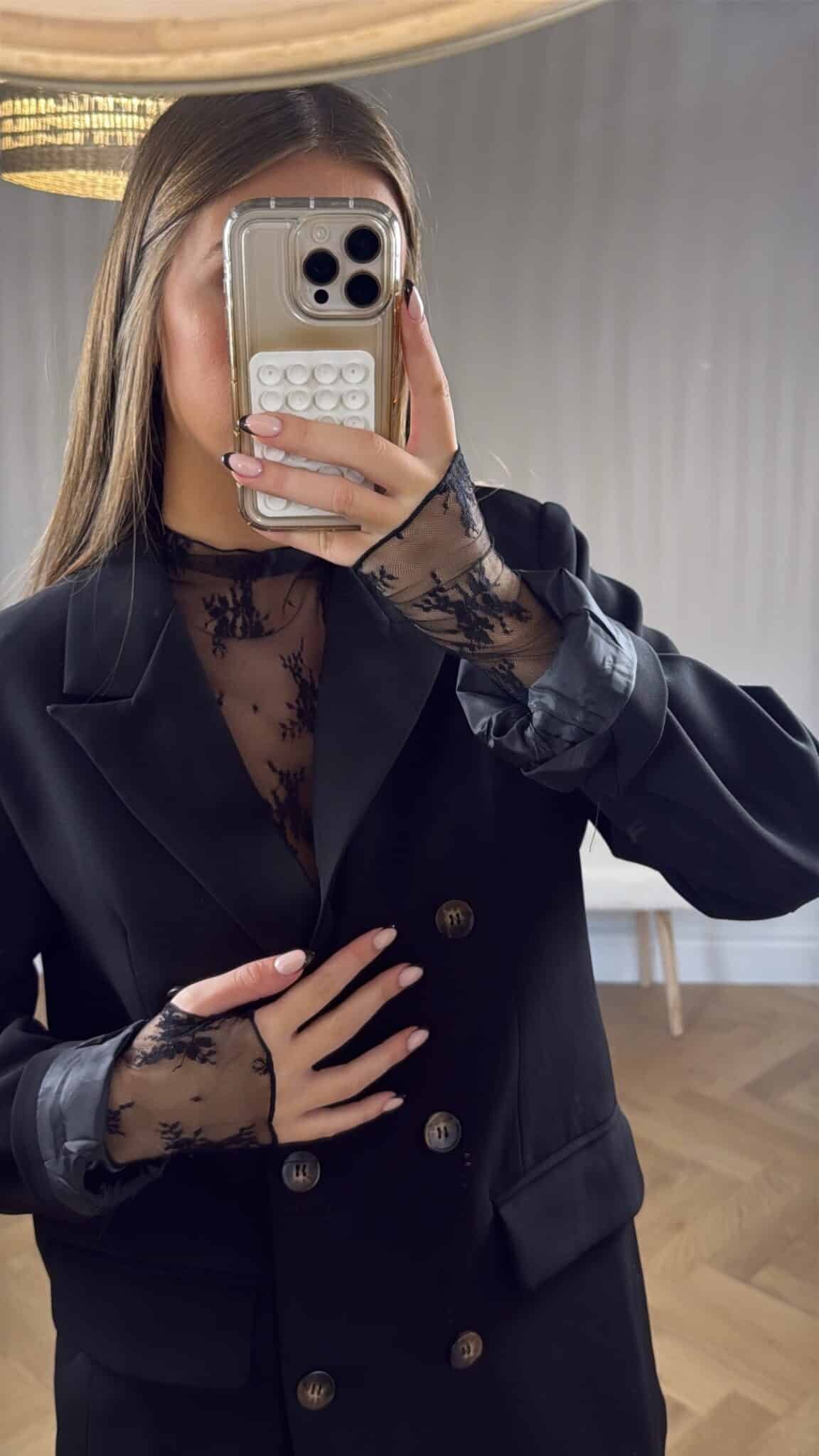 a5e16a54-ae5e-4fb9-bb47-df60a07bd3c0