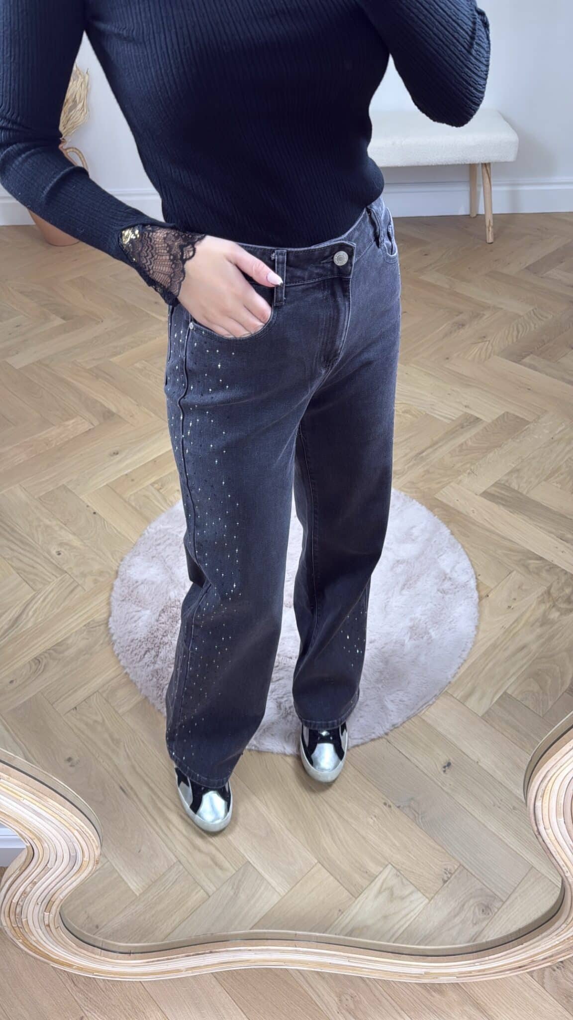 a6d0ffe3-6324-4fdb-b90d-c8166d08641d