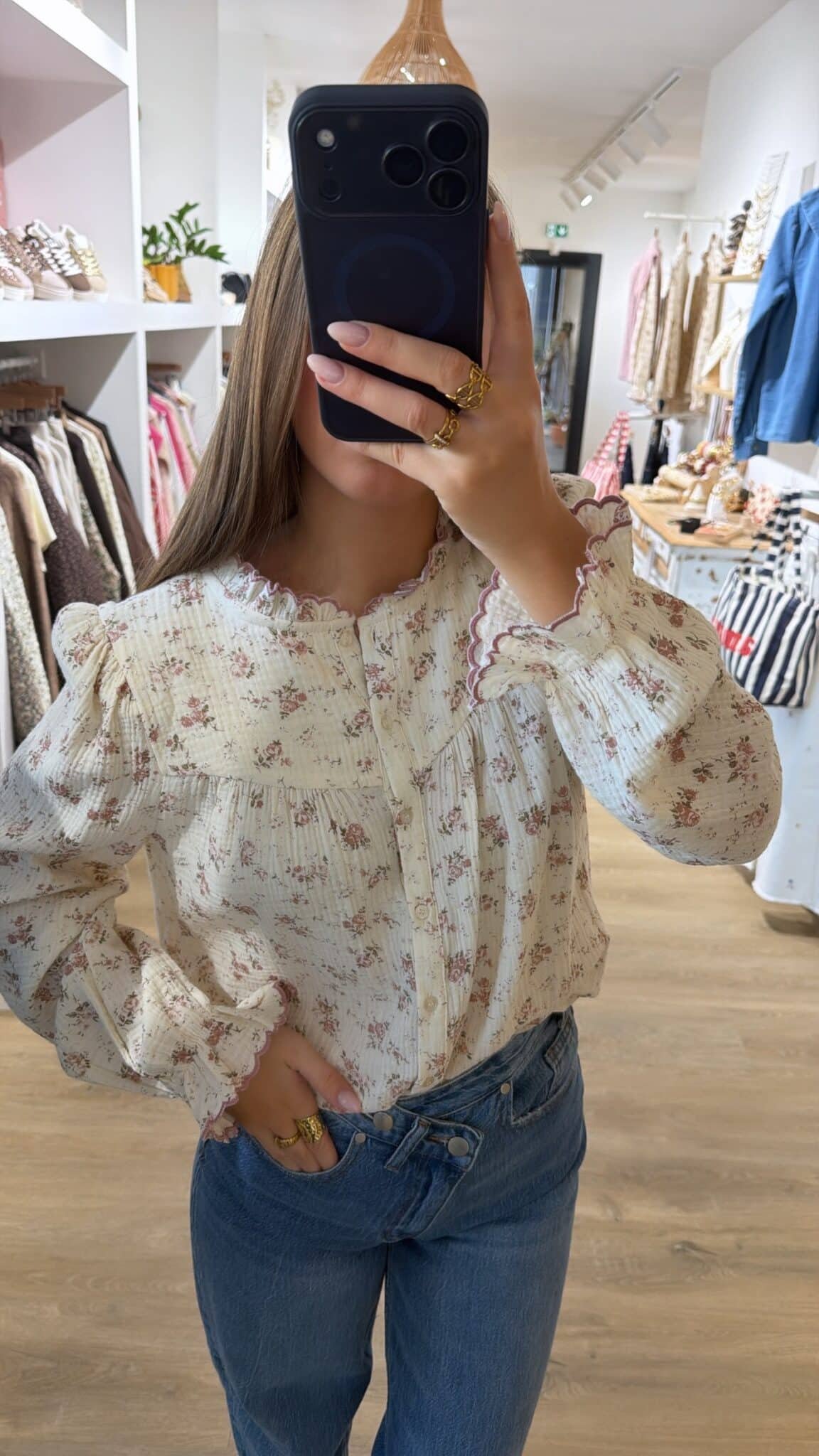 bcce2a79-2133-415b-bc10-3c9156bb3d60