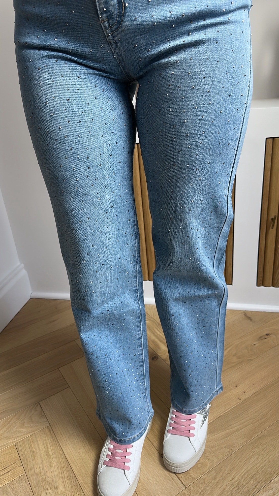 ed48f56a-4002-4c8f-a723-4845a707c1e0